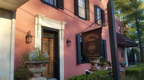 Bridgeton house on the delaware - Welcome to Bucks County, PA's award wining riverfront Boutique Bed & Breakfast Hotel, one of the Top 4 B&B's in the U.S.! We offer fine lodging about 20 minutes north of historic